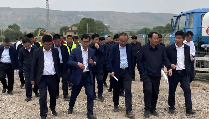 臨洮縣委書記一行調研生態(tài)公司在建項目情況